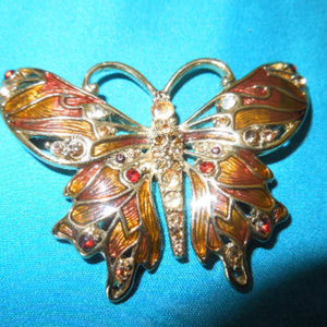 Vintage Monet enameled pin w/rhynestones